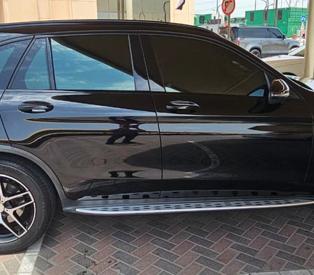 مستعملة مرسيدس بنز GLC 250 4MATIC  في دبي
